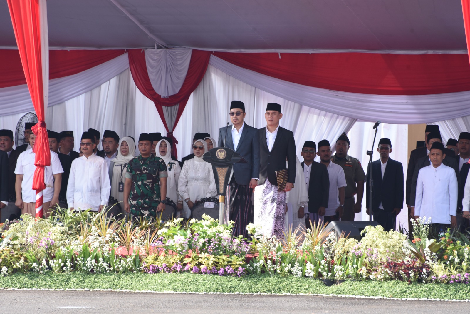 Peringati Hari Santri 2025, Ketua DPRD Sidoarjo Pimpin Upacara: Ajak Santri Kawal Indonesia Menuju Peradaban Dunia