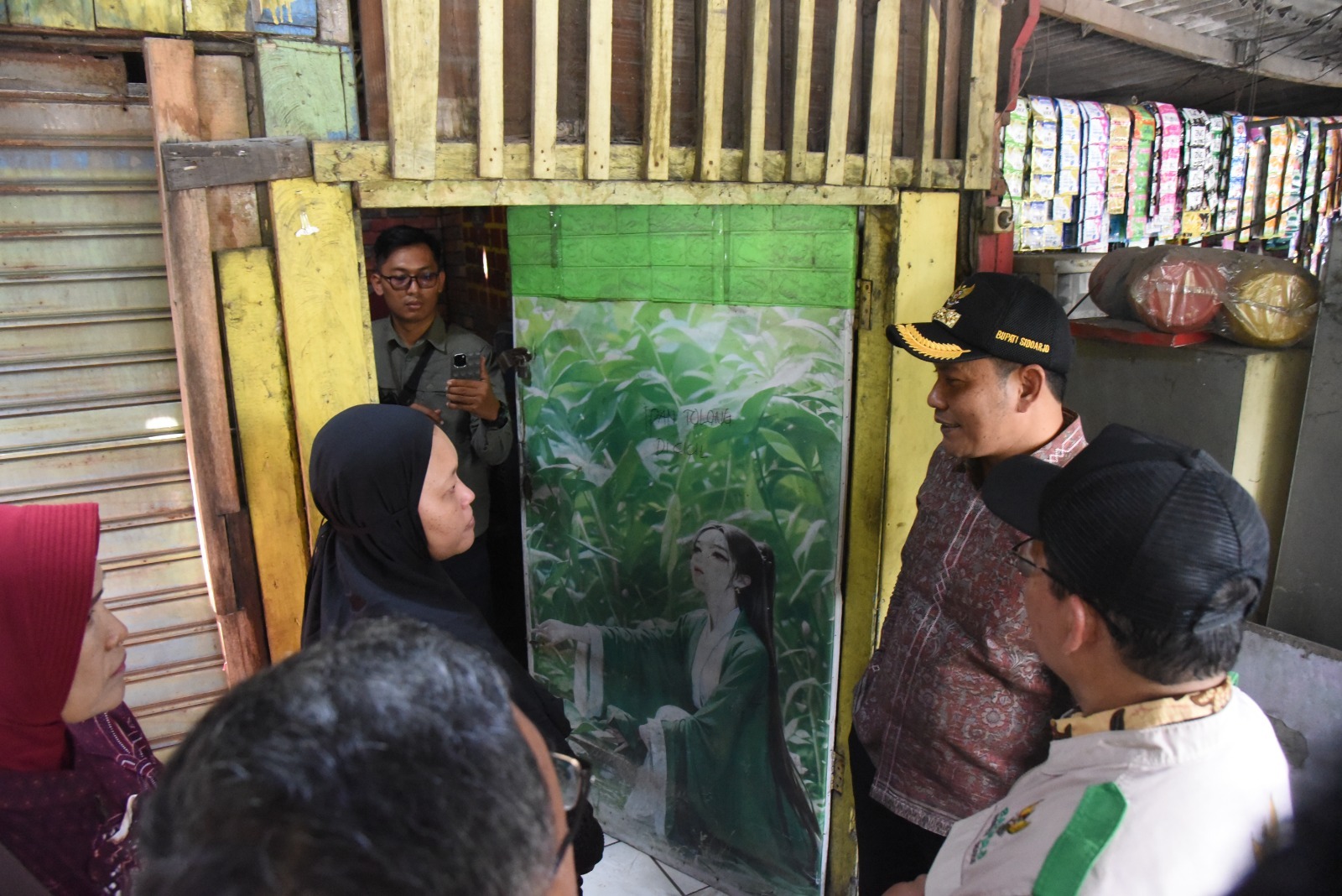 Bupati Sidoarjo Relokasi Warga Tidak Mampu ke Rusunawa, Tanggung Biaya Sewa dan Pendidikan Anak-anaknya