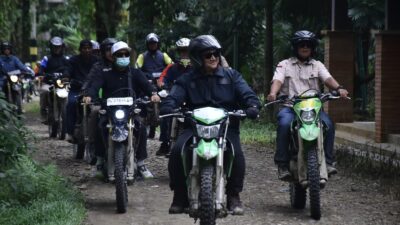Bupati Aceh Tamiang, Irjen Pol. (Purn) Drs. Armia Pahmi, MH