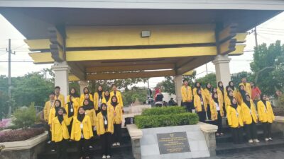 Keterangan gambar: Paduan Suara oleh Siswa SMA Muhammadiyah