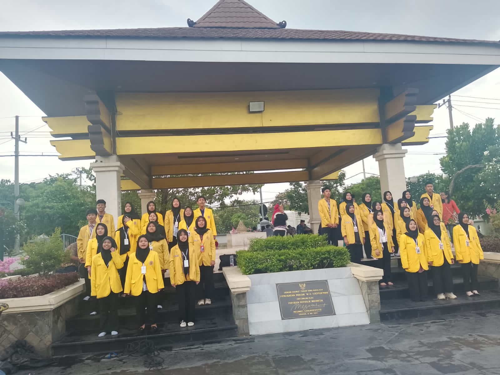 Keterangan gambar: Paduan Suara oleh Siswa SMA Muhammadiyah