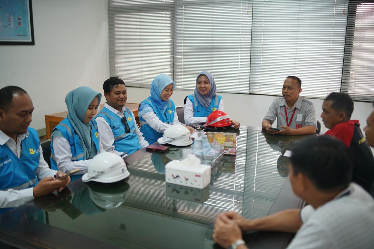 Semangat Sumpah Pemuda, PLN UP3 Sidoarjo Operasikan Tambah Daya untuk PT Budi Starch & Sweetener Tbk di Momen HLN ke-80