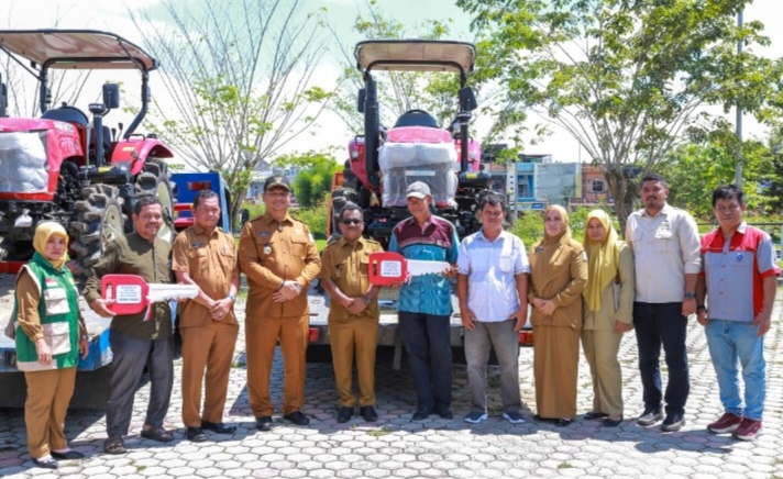 Bupati Aceh Tamiang, Irjen Pol. (Purn) Drs. Armia Pahmi, MH,