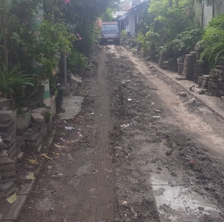 Foto : Proyek Dekel Kelurahan Kertajaya, Kecamatan Gubeng di kawasan Gubeng Kertajaya 68 Buntu RW 10, Surabaya