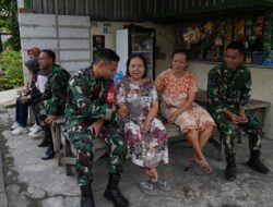Pererat Soliditas, Dan SSK TMMD ke-126 Anjangsana Bersama Anggota Satgas