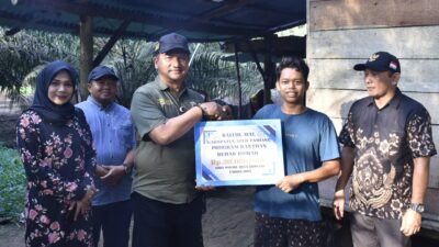 Bupati Aceh Tamiang Irjen Pol. (Purn) Drs. Armia Pahmi, MH,