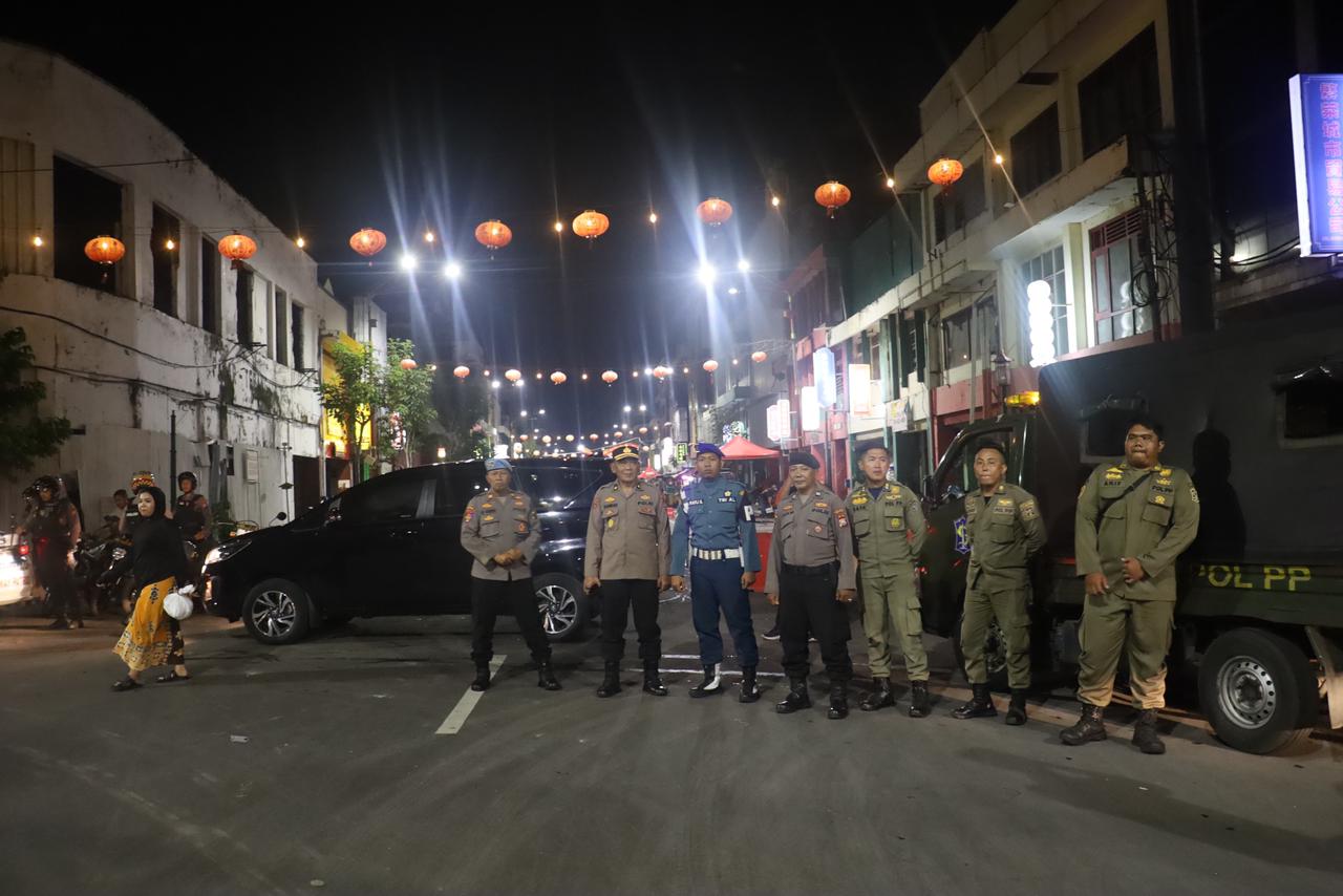 ketertiban masyarakat (Kamtibmas), Polres Pelabuhan Tanjung Perak menggelar Patroli Stasioner Cipta Kondisi (Cipkon) di sejumlah titik strategis wilayah hukumnya