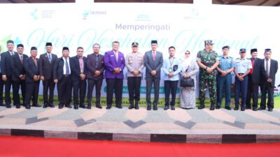Wakapolda Aceh Brigjen Pol. Ari Wahyu Widodo bersama sejumlah pejabat utama Polda Aceh menghadiri upacara Peringatan Hari Kesehatan Nasional (HKN) ke-61
