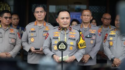 Wakapolda Jatim Brigjen Pol Dr. Pasma Royce, S.I.K., M.H., bersama Pejabat Utama Polda Jatim