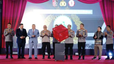 Sekolah Tinggi Ilmu Kepolisian (STIK) Lemdiklat Polri resmi meluncurkan tiga pusat studi baru
