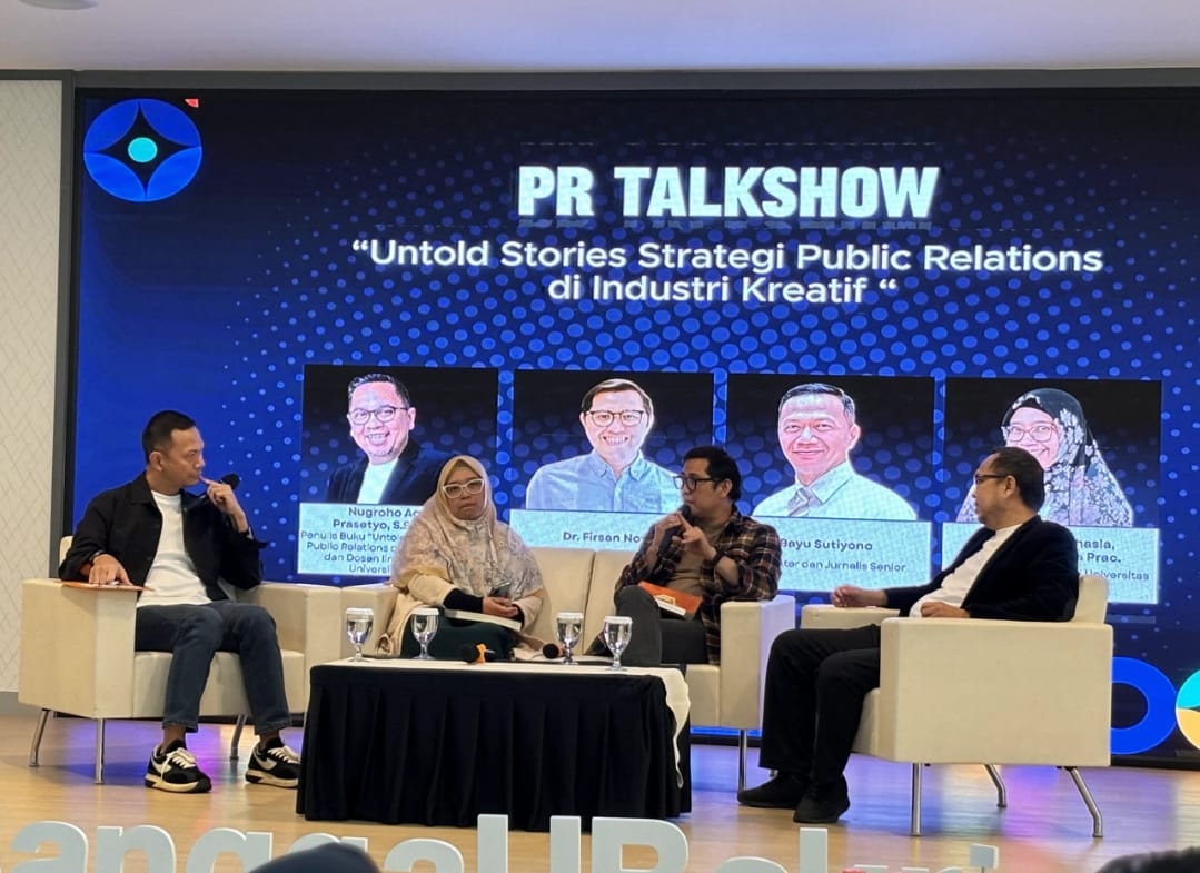 PR Talkshow dan peluncuran buku “Untold Stories: Strategi Public Relations di Industri Kreatif”, yang diselenggarakan Program Studi Ilmu Komunikasi Universitas Bakrie dan Satkaara Academy