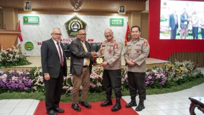 Polri meresmikan Pusat Studi Kepolisian Fakultas Hukum Universitas Islam Sultan Agung (Unissula) Semarang