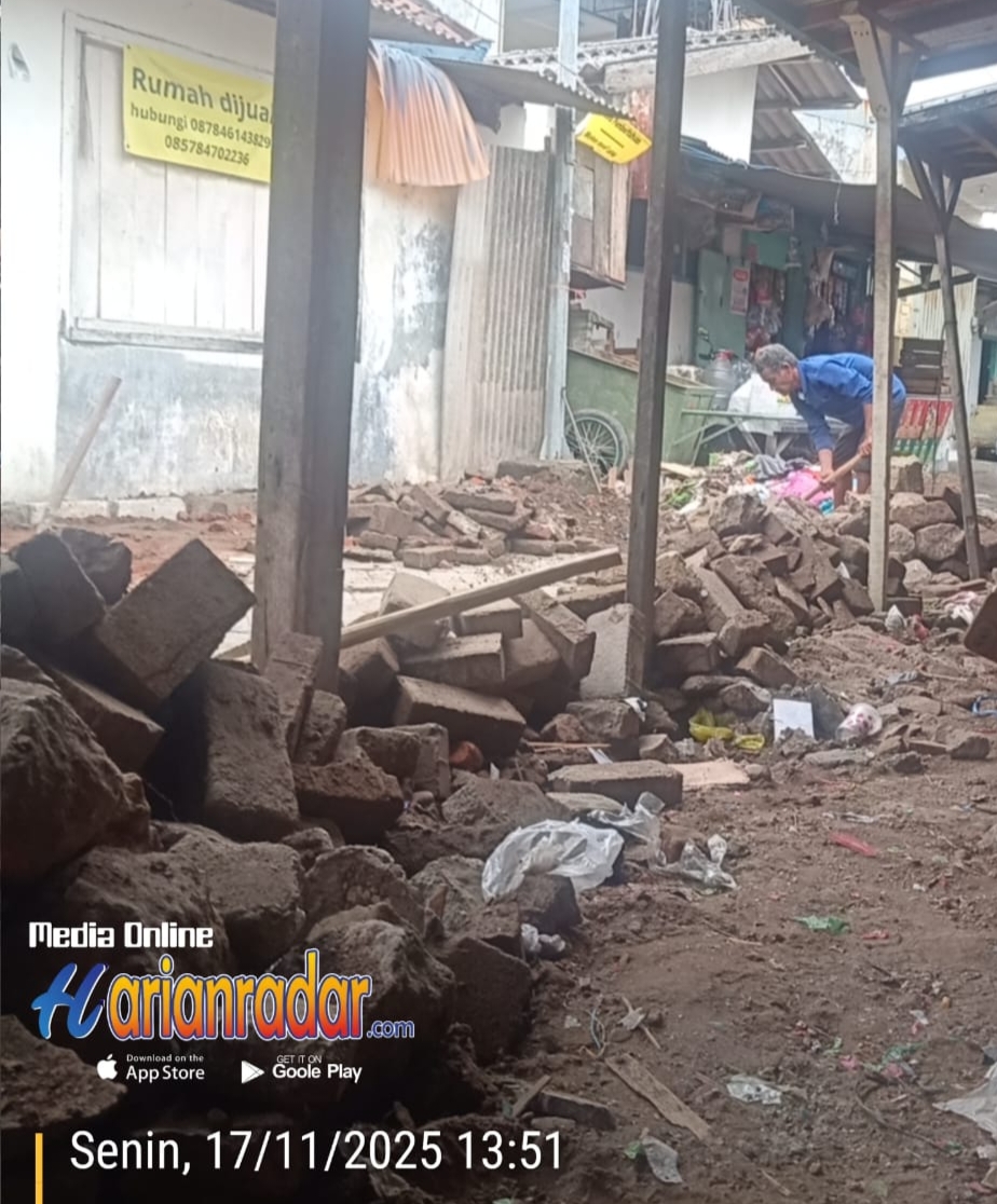 Keterangan Foto: Pekerja menyalahi K3 dengan mengabaikan APD