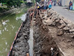 Proyek Sungai Afvour Karangbong-Banjarkemantren Diduga Bak-Siluman Tanpa Papan Nama dan Menyalahi K3 Umum 