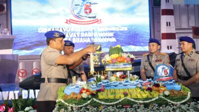 Kapolda Jawa Timur Irjen Pol Drs. Nanang Avianto,M.Si