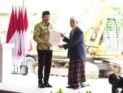 Bupati Subandi Dampingi Menko PM Muhaimin Iskandar Resmikan Groundbreaking Pembangunan Ulang Ponpes Al Khoziny