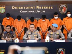 Polri Tetapkan Enam Anggota Polri sebagai Tersangka Penganiayaan yang Menewaskan Dua Warga di TMP Kalibata