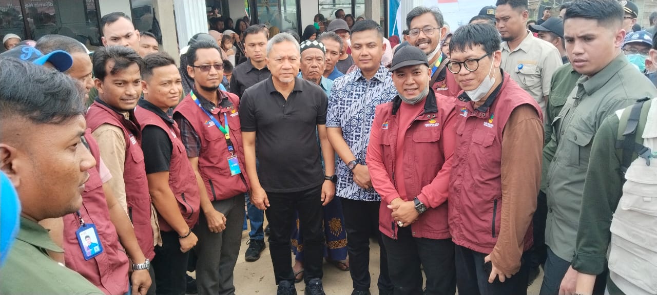 Menteri Koordinator Pangan Zulkifli Hasan didampingi Walikota Langsa Jeffry Sentana S Putra
