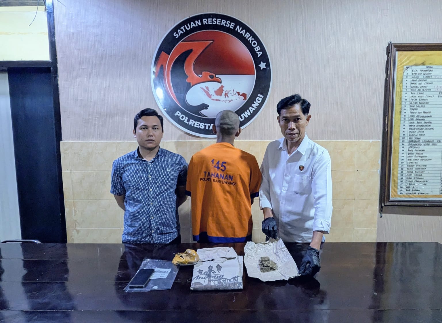 Satresnarkoba Polresta Banyuwangi Polda Jatim berhasil mengungkap kasus peredaran gelap narkotika jenis ganja