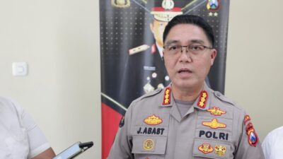Kepala Bidang Hubungan Masyarakat (Kabid Humas) Polda Jatim, Kombes Pol Jules Abraham Abast