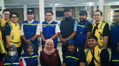 Bupati Aceh Tamiang, Irjen Pol (Purn) Drs. Armia Pahmi MH menerima kunjungan kerja Menteri Kesehatan RI, Budi Gunadi Sadikin di Puskesmas Kota Kuala Simpang dan RSUD Muda Sedia
