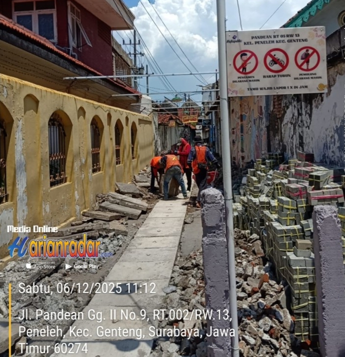 Proyek Pembangunan Jalan Flexible Pavement Lokal Pandean V, Kelurahan Peneleh, Kecamatan Genteng, Surabaya