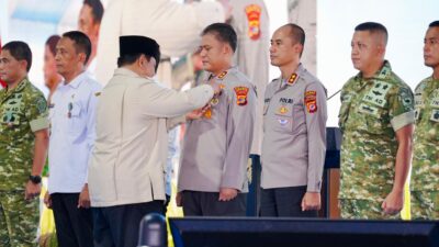 Kepolisian Negara Republik Indonesia (Polri) menerima penghargaan dari Presiden Republik Indonesia Prabowo Subianto