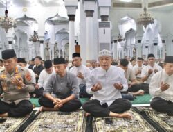 Wakapolda Aceh Hadiri Peringatan Isra Mi’raj di Masjid Raya Baiturrahman