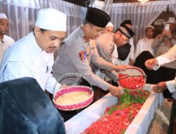 Awali Tugas Baru, Kapolres Gresik Ziarah Wali dan Ulama