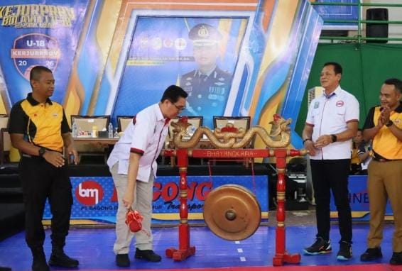 Ketua Umum Pengprov PBVSI yang dibacakan Kombes Pol Jules Abraham Abast