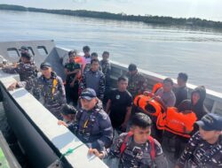 KODAERAL XI Melalui Lanal Timika Evakuasi Korban Kapal Tenggelam di Perairan Timika