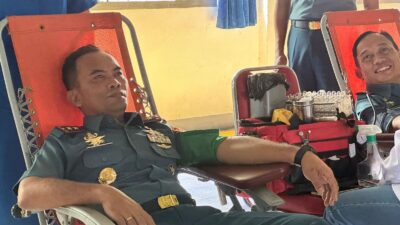 Komandan Kodaeral XI Laksamana Muda TNI Monang H. Sitompul, S.A.P., didampingi Ibu Ketua Daerah Kodaeral XI Gabungan Jalasenastri Koarmada RI