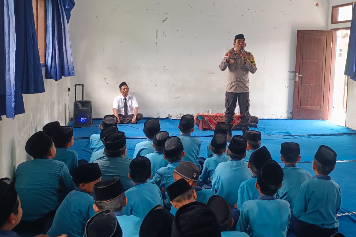 Polres Malang Polda Jawa Timur (Jatim) terus meningkatkan upaya pencegahan bullying dan kenakalan remaja di lingkungan sekolah