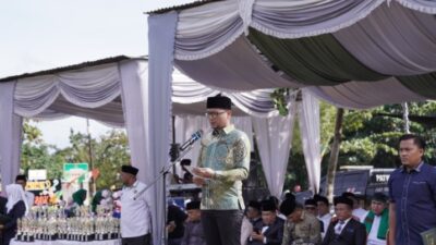 Bupati Labusel, Fery Sahputra Simatupang, memimpin Upacara Peringatan Hari Amal Bakti (HAB) ke-80 Kementerian Agama Republik Indonesia