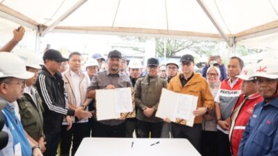 Masyarakat Aceh Tamiang korban banjir secara resmi menghuni Huntara (Hunian Sementara) Penyerahan kunci diberikan langsung Bupati Aceh Tamiang Irjen Pol. (Purn) Drs. Armia Pahmi