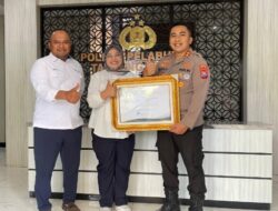 Berikan Rasa Aman Arus Mudik Nataru 2025/2026, Polres Pelabuhan Tanjung Perak Terima Penghargaan dari Pelindo