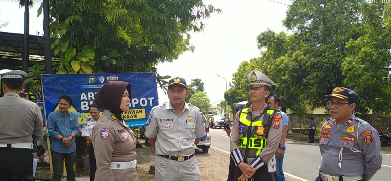 Polda Jawa Timur melalui Direktorat Lalu Lintas (Ditlantas) bersama Satlantas Polres Ngawi melakukan pemetaan daerah rawan kecelakaan (blackspot), troublespot