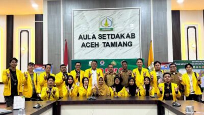 Plt Sekda Kabupaten Aceh Tamiang, Drs. Syuibun Anwar menerima kunjungan Tim Universitas Sriwijaya