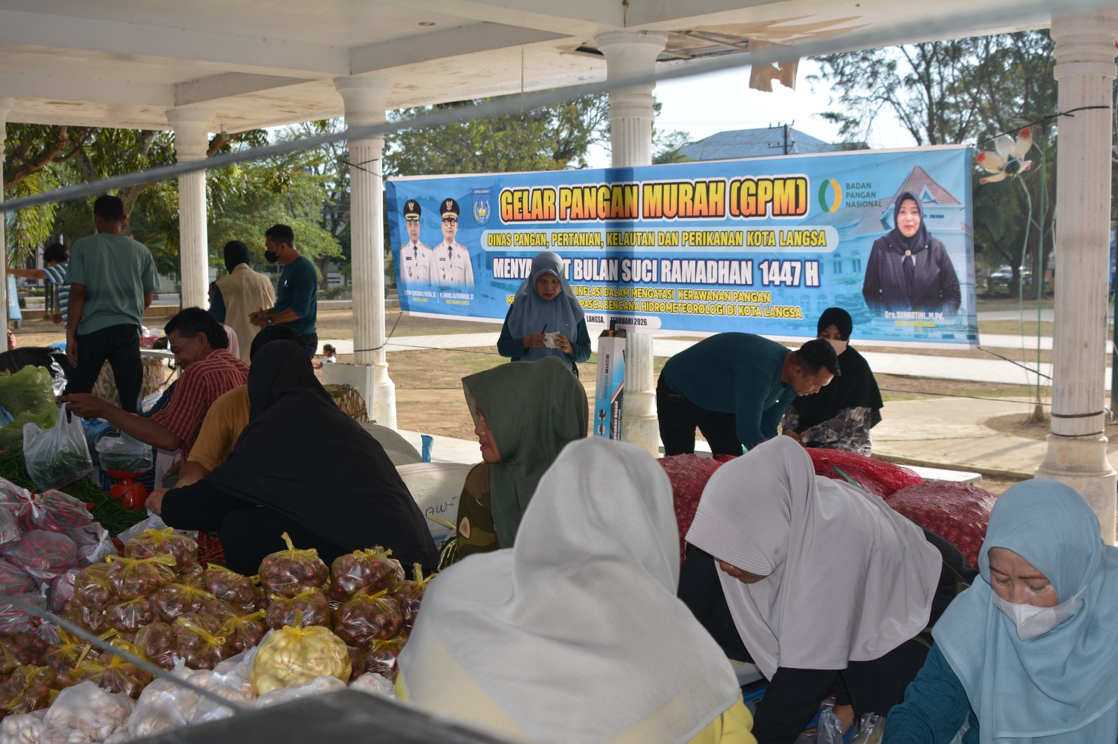 Pemerintah Kota (Pemko) Langsa bergerak cepat menjaga stabilitas harga dan ketersediaan bahan pokok melalui Gerakan Pangan Murah (GMP)