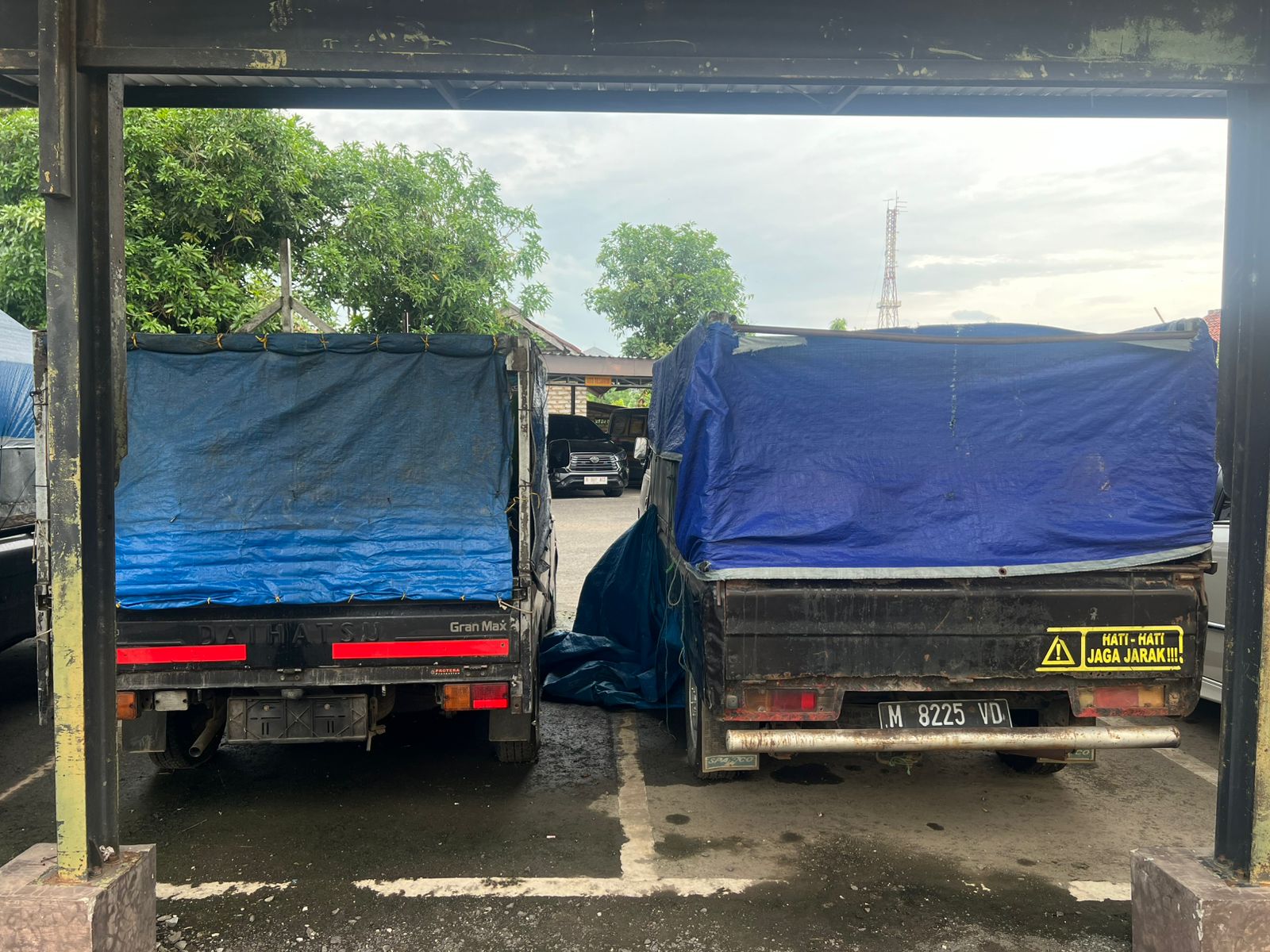 Satuan Reserse Kriminal Polres Sumenep Polda Jatim berhasil mengungkap kasus dugaan penyalahgunaan pengangkutan dan niaga Bahan Bakar Minyak (BBM)