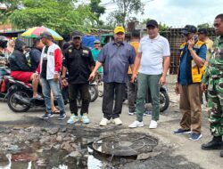 Bupati Sidoarjo Tegaskan Perbaikan Jalan Harus Overlay