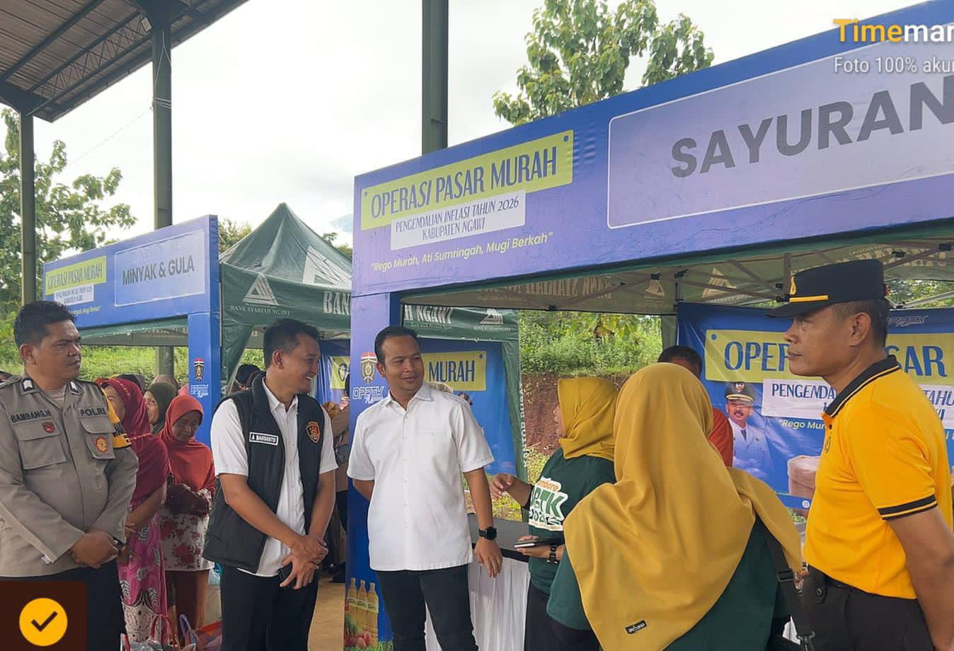 Satgas Pangan Polres Ngawi Polda Jatim bersama Pemerintah Kabupaten Ngawi melaksanakan pendampingan kegiatan Operasi Pasar Murah