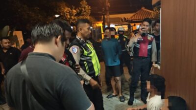 Tim Pamapta bersama Pleton Siaga Cipkon Harkamtibmas Polres Mojokerto Kota Polda Jatim menggagalkan sekelompok remaja yang diduga perang sarung