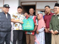Bupati Sidoarjo Sidak RTLH di Sedati, Rumah Warga Akan Segera Diperbaiki