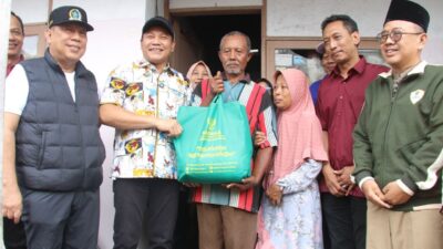 Bupati Sidoarjo Sidak RTLH di Sedati, Rumah Warga Akan Segera Diperbaiki