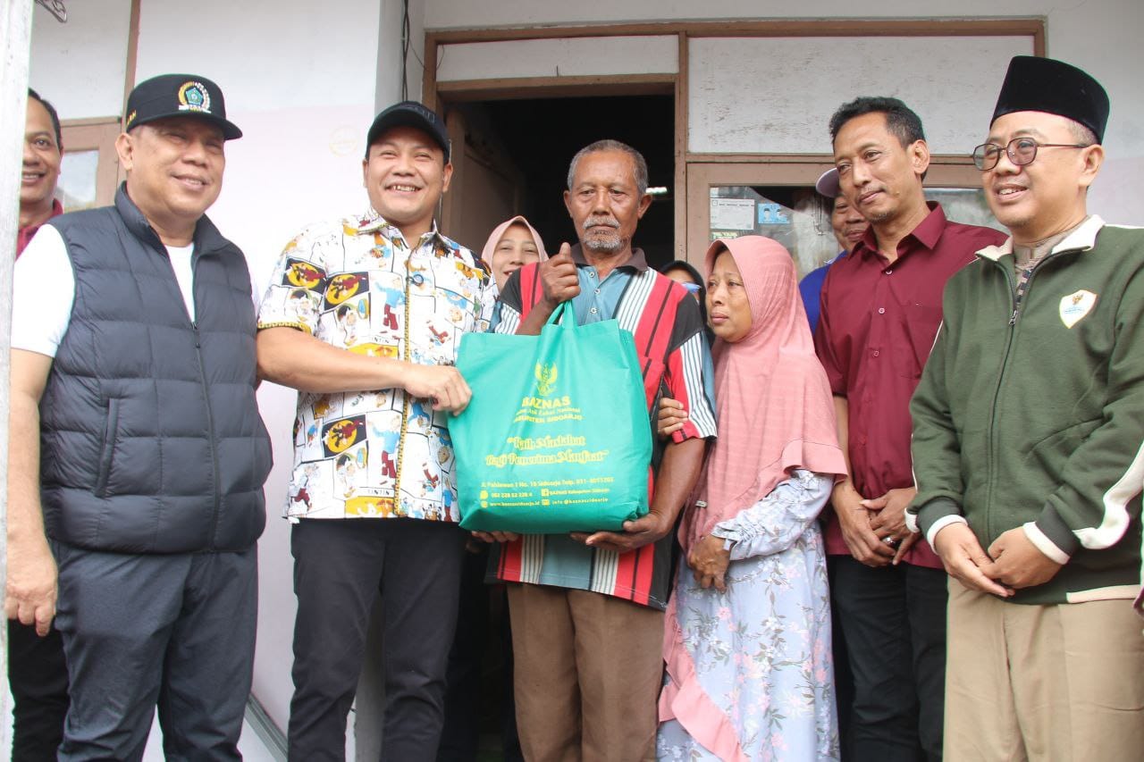 Bupati Sidoarjo Sidak RTLH di Sedati, Rumah Warga Akan Segera Diperbaiki