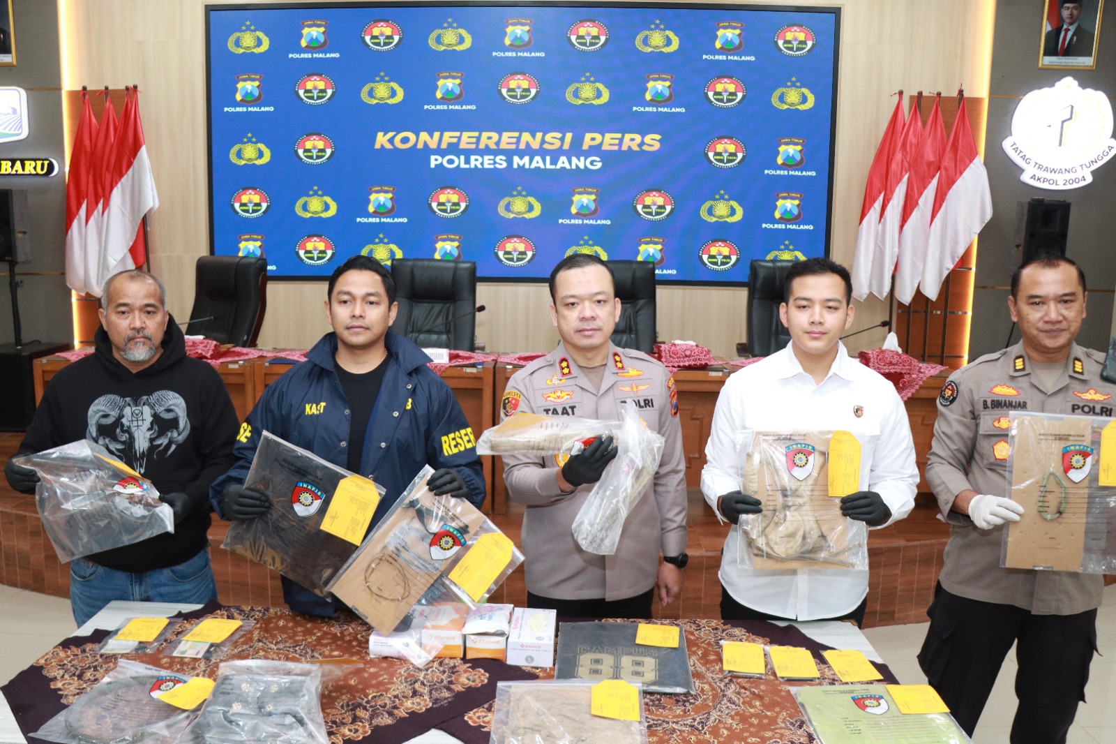 Kapolres Malang, AKBP Muhammad Taat Resdi