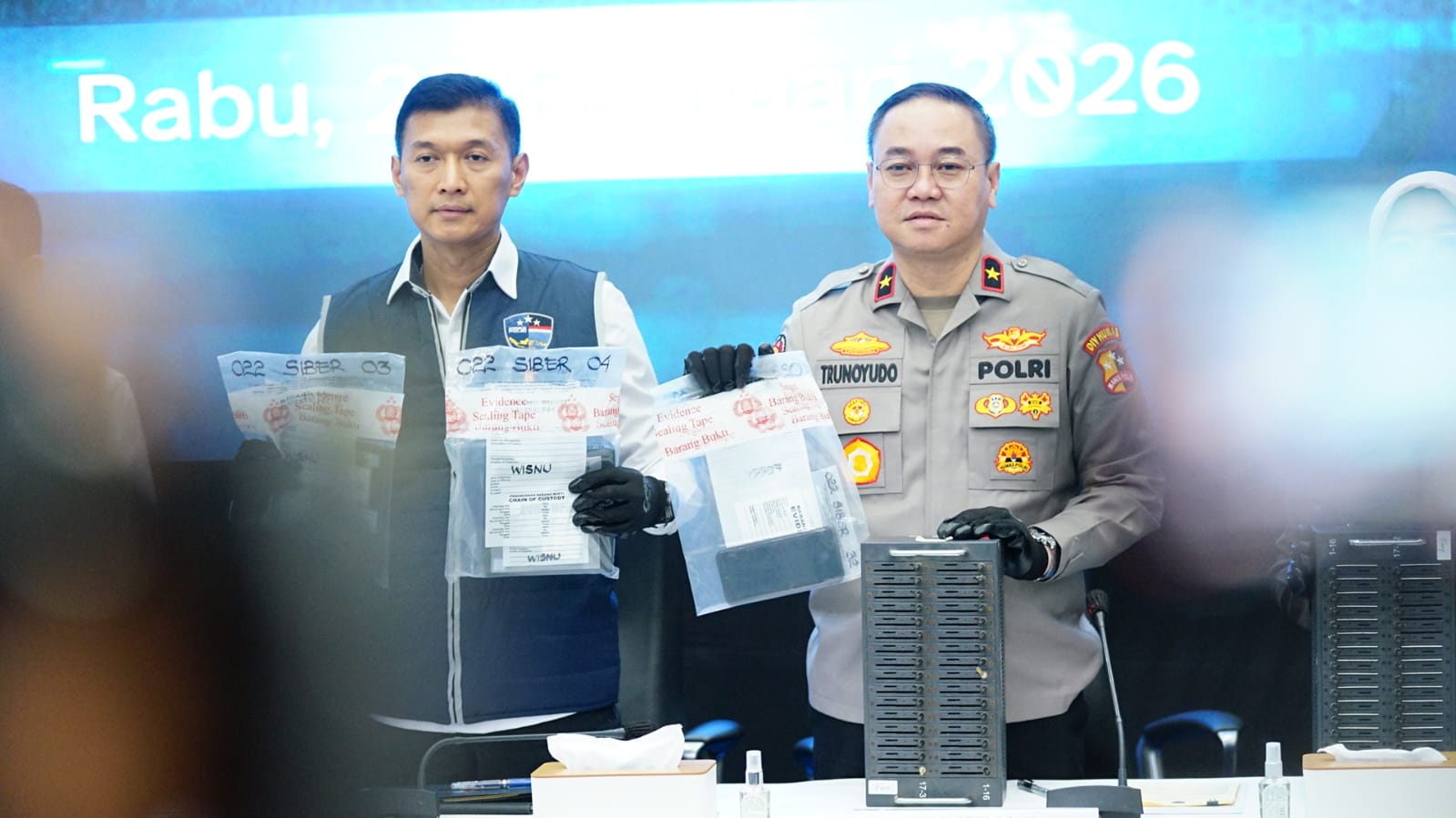 Direktorat Tindak Pidana Siber Bareskrim Polri berhasil mengungkap kasus penipuan daring bermodus phishing yang menyamar sebagai situs resmi pembayaran e-tilang milik Kejaksaan Agung.