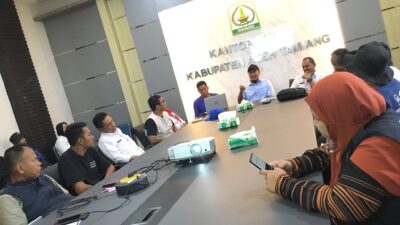 Plt. Sekretaris Daerah Kabupaten Aceh Tamiang Drs. Syuibun Anwar membuka Rapat Koordinasi Sub Klaster AMPL/WASH