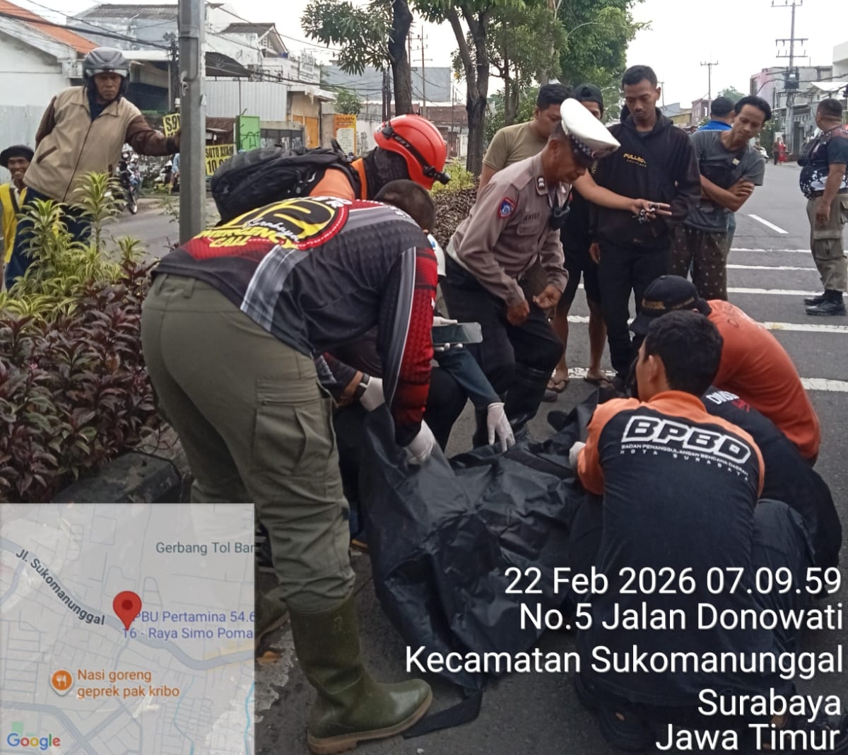 Pemotor Honda Supra Fit Hitam meninggal dunia di tempat kejadian perkara (TKP) setelah mengalami laka lantas tunggal